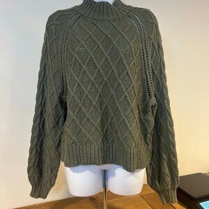 AMERICAN EAGLE Sz XL Oversized Chunky Cable Knit Green Bishop Sleeve Sweater
